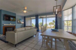 2 bedrooms, free WiFi - 242 - Beach Daze (Captiva)