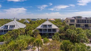 Property grounds - 242 - Beach Daze (Captiva)