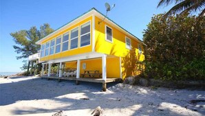 Front of property - 268 - Windows on the Water (Captiva)