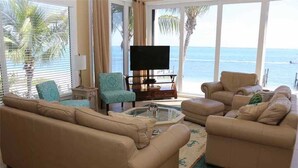 Unclassified image, 5 of 24, button - 291- Casa Adasol (Captiva)