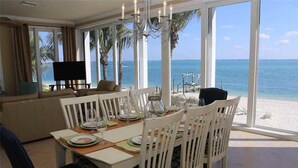 Unclassified image, 3 of 24, button - 291- Casa Adasol (Captiva)