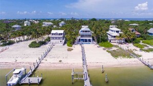 Unclassified image, 2 of 24, button - 291- Casa Adasol (Captiva)