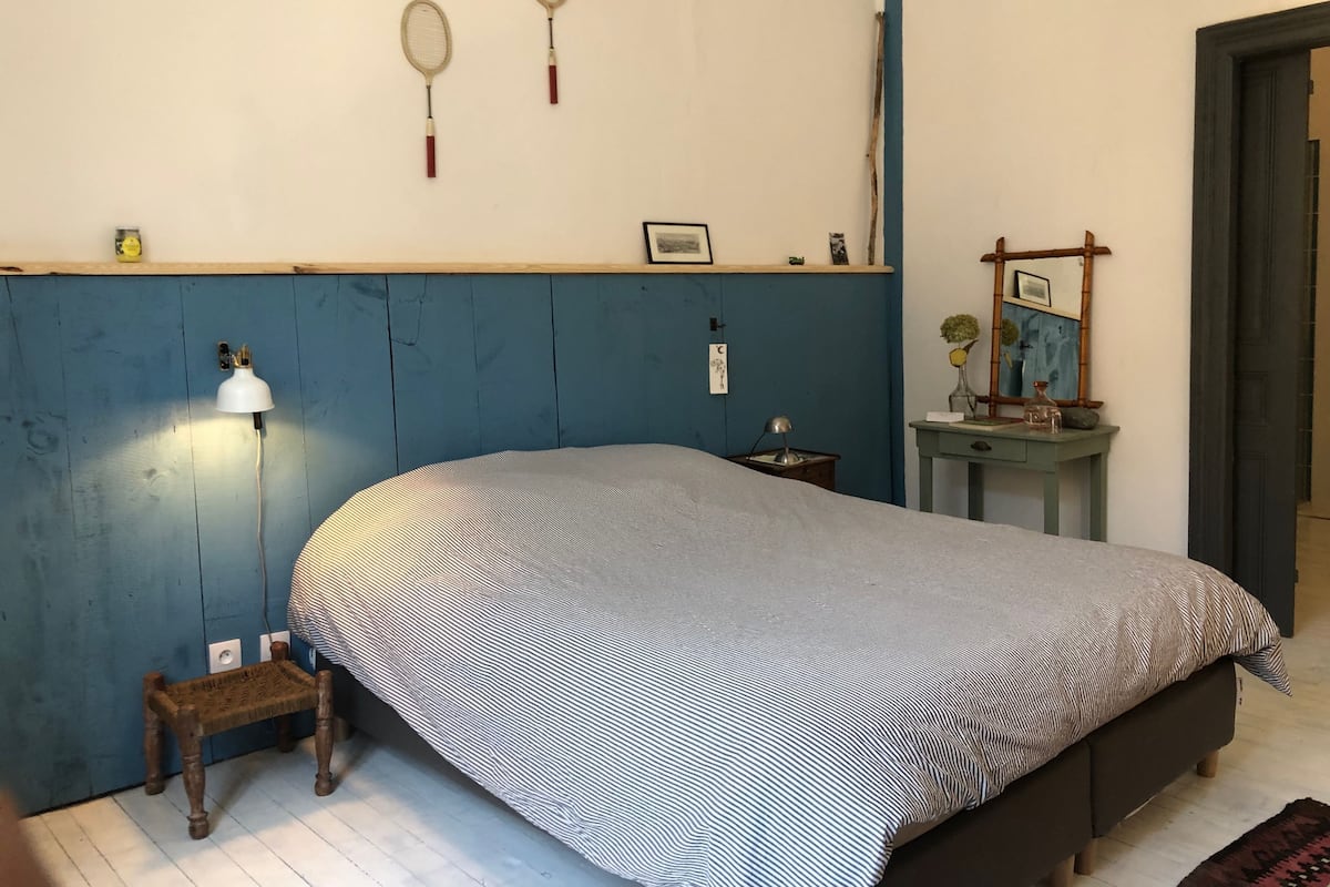 Habitación doble (Mercoeur) | Decoración personalizada, muebles diferentes y cunas gratuitas