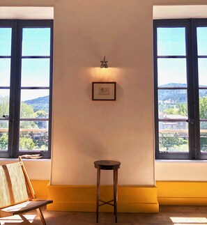 Phòng Suite, quang cảnh sông (CHAM) | Trang trí khác biệt, trang bị nội thất với thiết kế riêng biệt