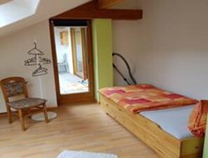 Mörkläggningsgardiner, gratis wi-fi och rullstolsanpassning