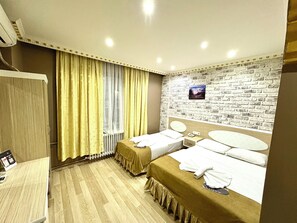 1 habitación, minibar, wifi gratis y ropa de cama