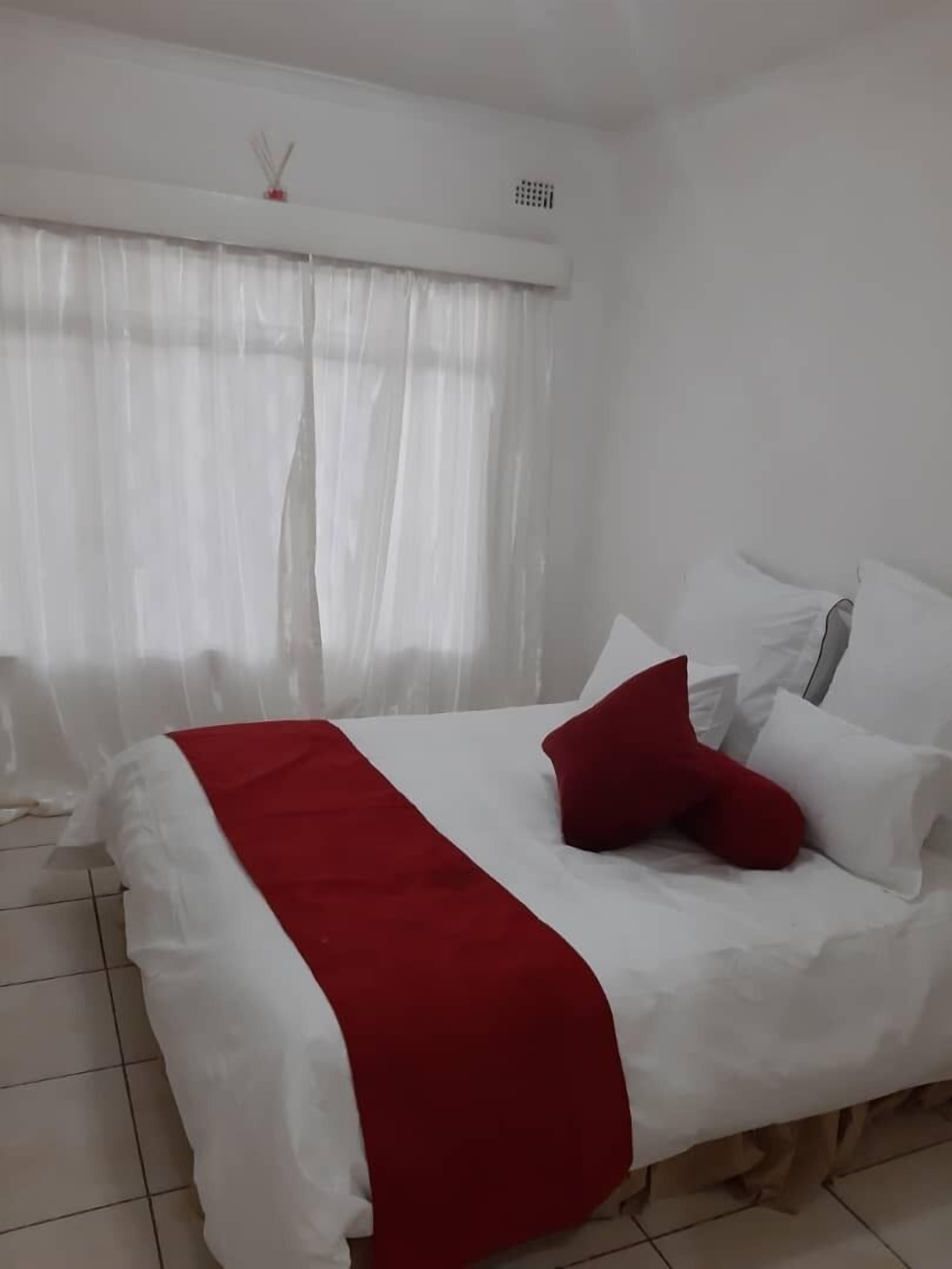 Nhà, 3 phòng ngủ | Trang bị nội thất với thiết kế riêng biệt, bàn ủi/dụng cụ ủi quần áo 