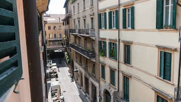 Familienapartment, 1 Schlafzimmer | Blick auf die Straße