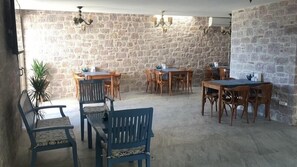 Free daily full breakfast  - Cunda Mira Butik Otel (Ayvalik)