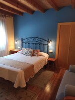 Cunas gratuitas y ropa de cama