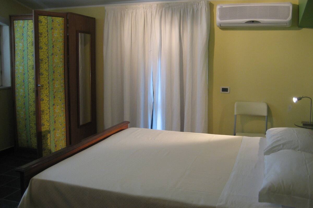 Desk, cots/infant beds, rollaway beds, free WiFi