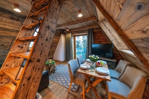 Comfort-Apartment, Bergblick (7) | 1 Schlafzimmer, hochwertige Bettwaren, individuell eingerichtet