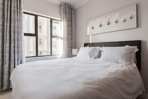 1 makuuhuone, silitysrauta/-lauta, internet, vuodevaatteet