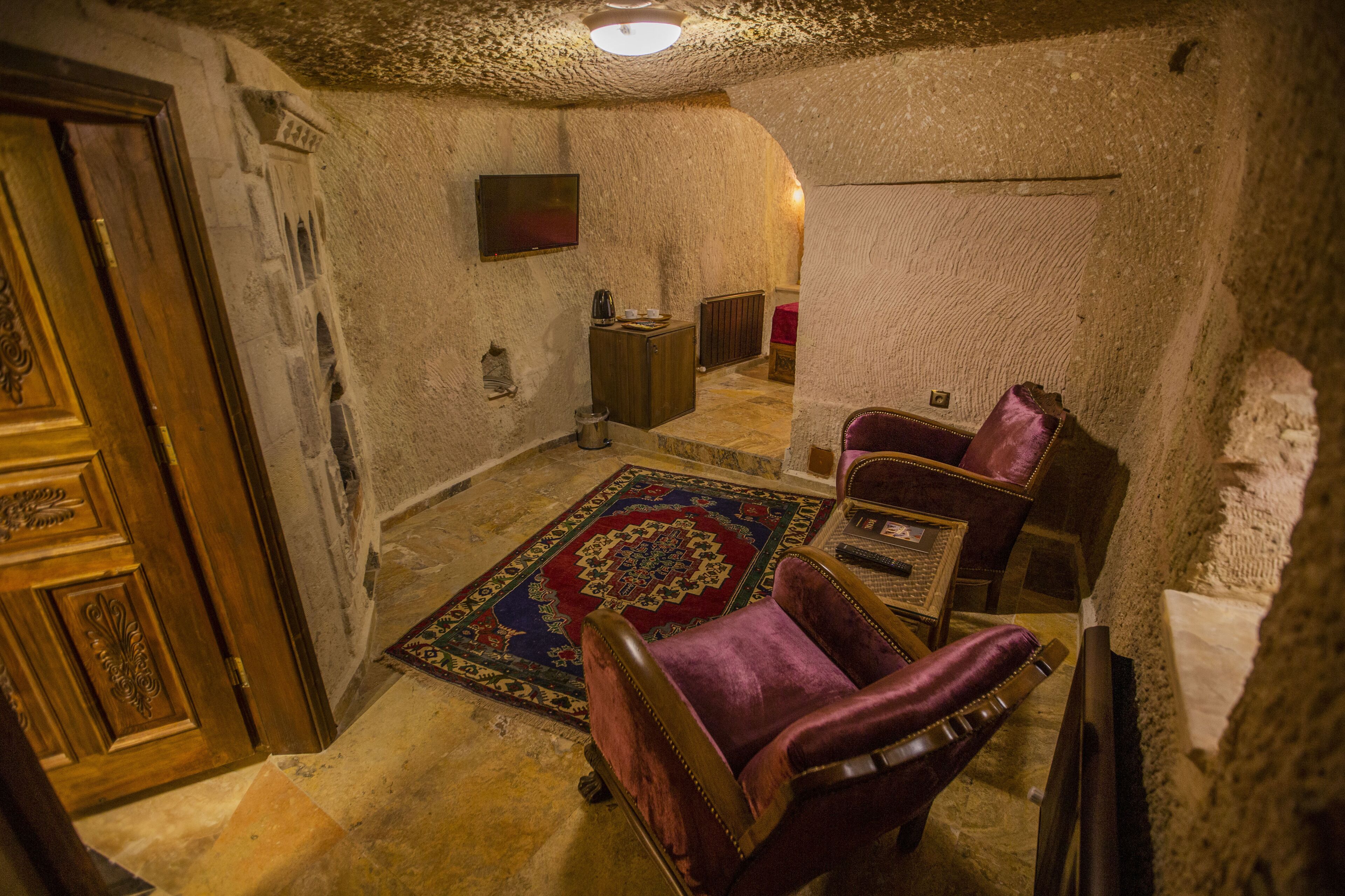 cave suite | 1 bedroom, minibar, soundproofing, free wifi