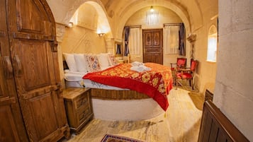 101 Anatolian Deluxe Room | 迷你吧、隔音、免费 WiFi、床单