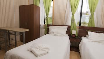 Basic Apartment | 4 bedrooms, hypo-allergenic bedding, individually furnished