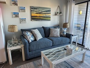 Smart TV - Marshside Sunsets! - Peaceful Marshview - Screened Balcony, Short walk to beach! (Garden City Beach)