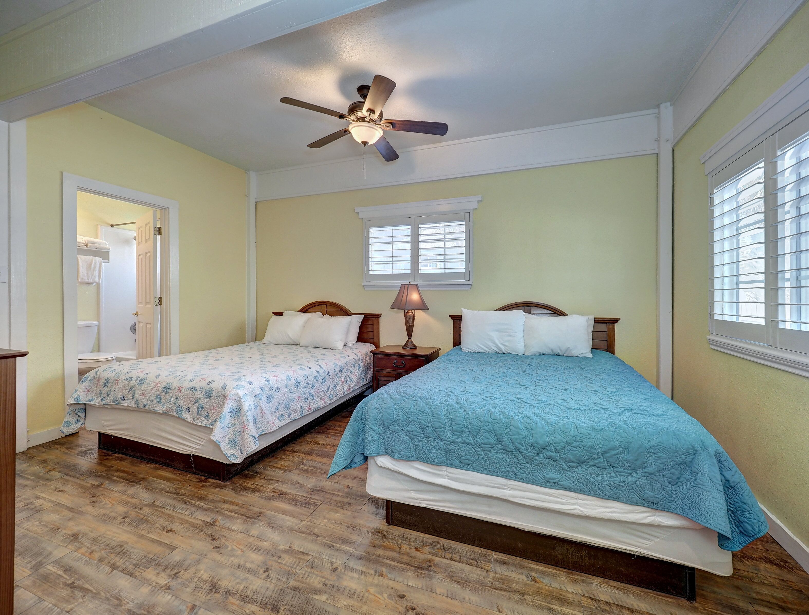 Kitchenette Suite | Individually furnished, iron/ironing board, free WiFi, bed sheets