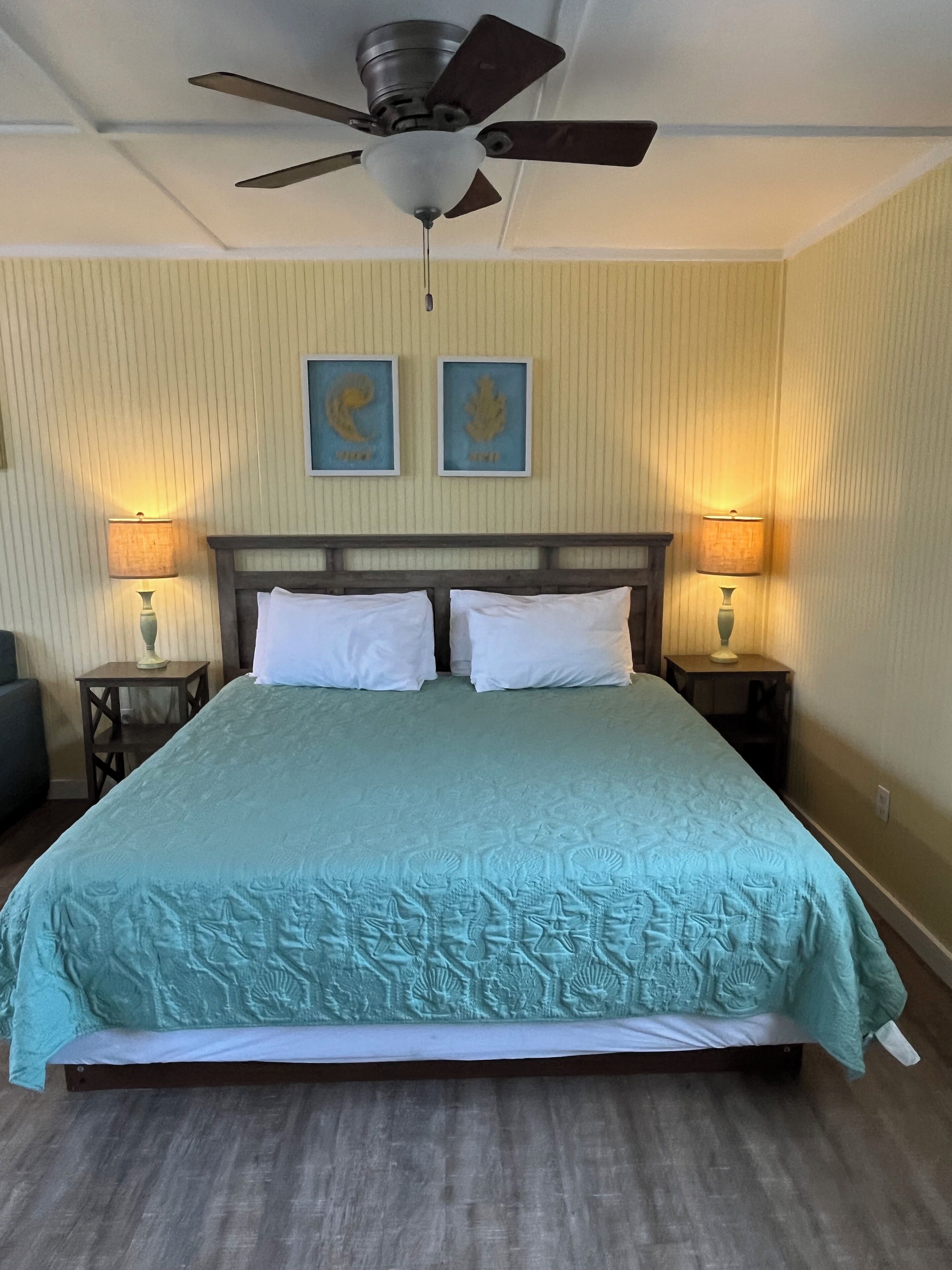 deluxe cottage | 2 bedrooms, individually furnished, iron/ironing board, free wifi