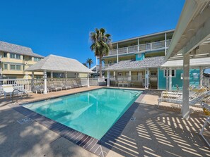 2 outdoor pools, open 9:00 AM to midnight, free pool cabanas