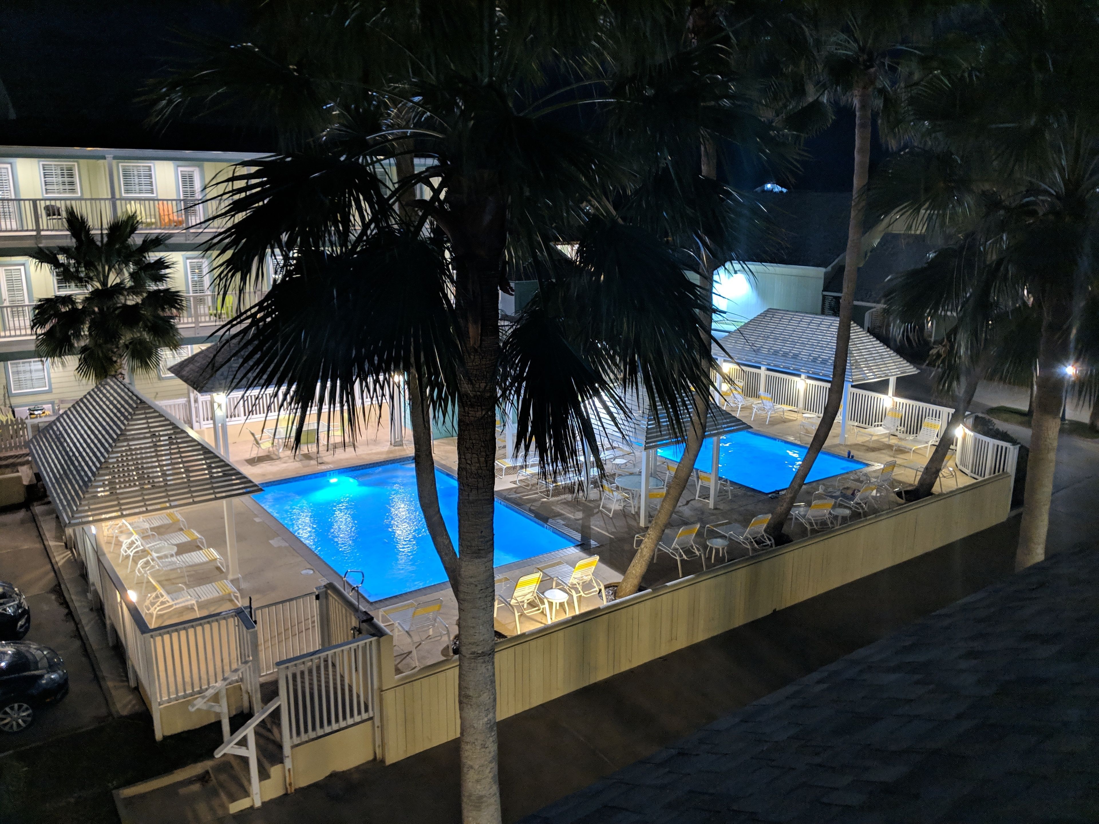 2 outdoor pools, open 9:00 am to midnight, free pool cabanas