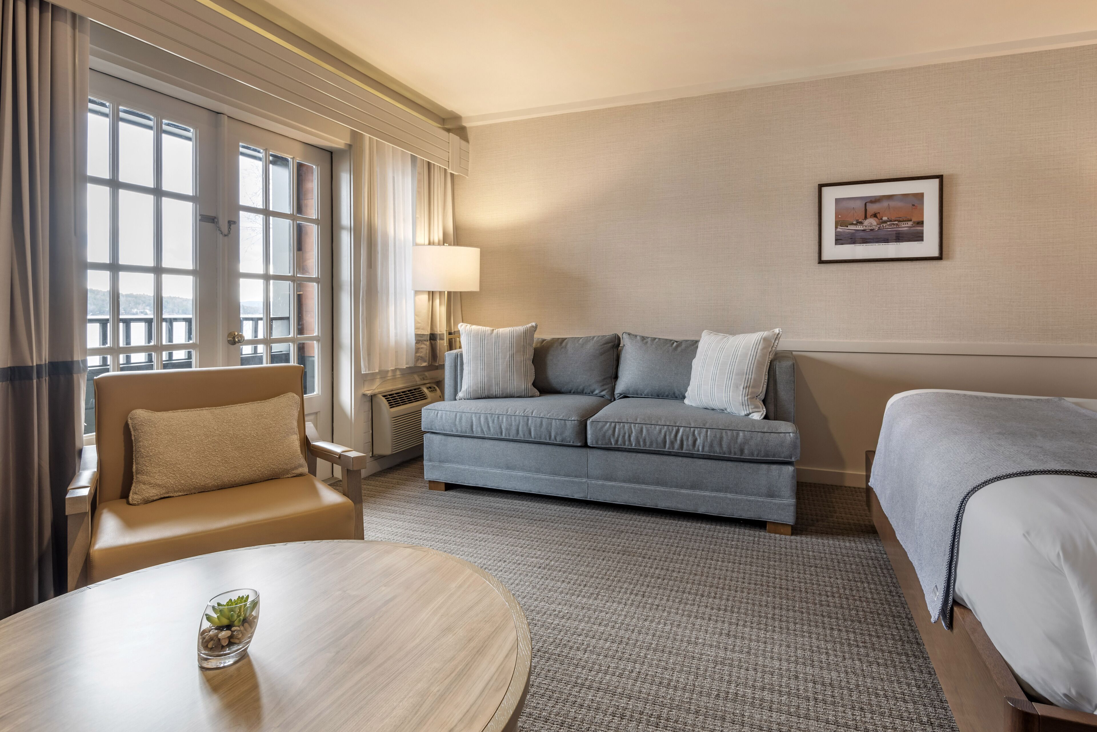 church landing lakeview king with sofa bed | 1 bedroom, individually decorated, individually furnished, soundproofing