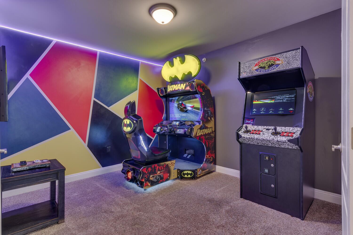 AC, Batman Arcade, Shuffleboard, 1GB Wifi, Walk to Heavenly/ Lake – Tahoe Woods Retreat
