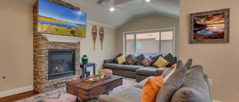 TV, fireplace, video games, stereo