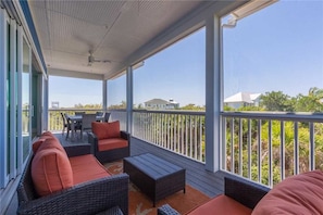 Balcony - 438 - Reel Laxing (Captiva)