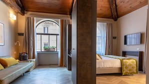 家庭套房, 簡易廚房 | 義大利 Frette 床單、高級寢具、羽絨被、記憶床墊