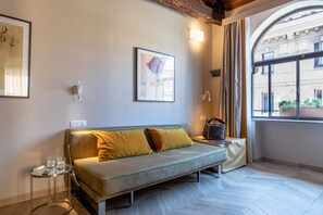 Familie suite, kitchenette | Italiaanse Frette-lakens, luxe beddengoed, donzen dekbedden