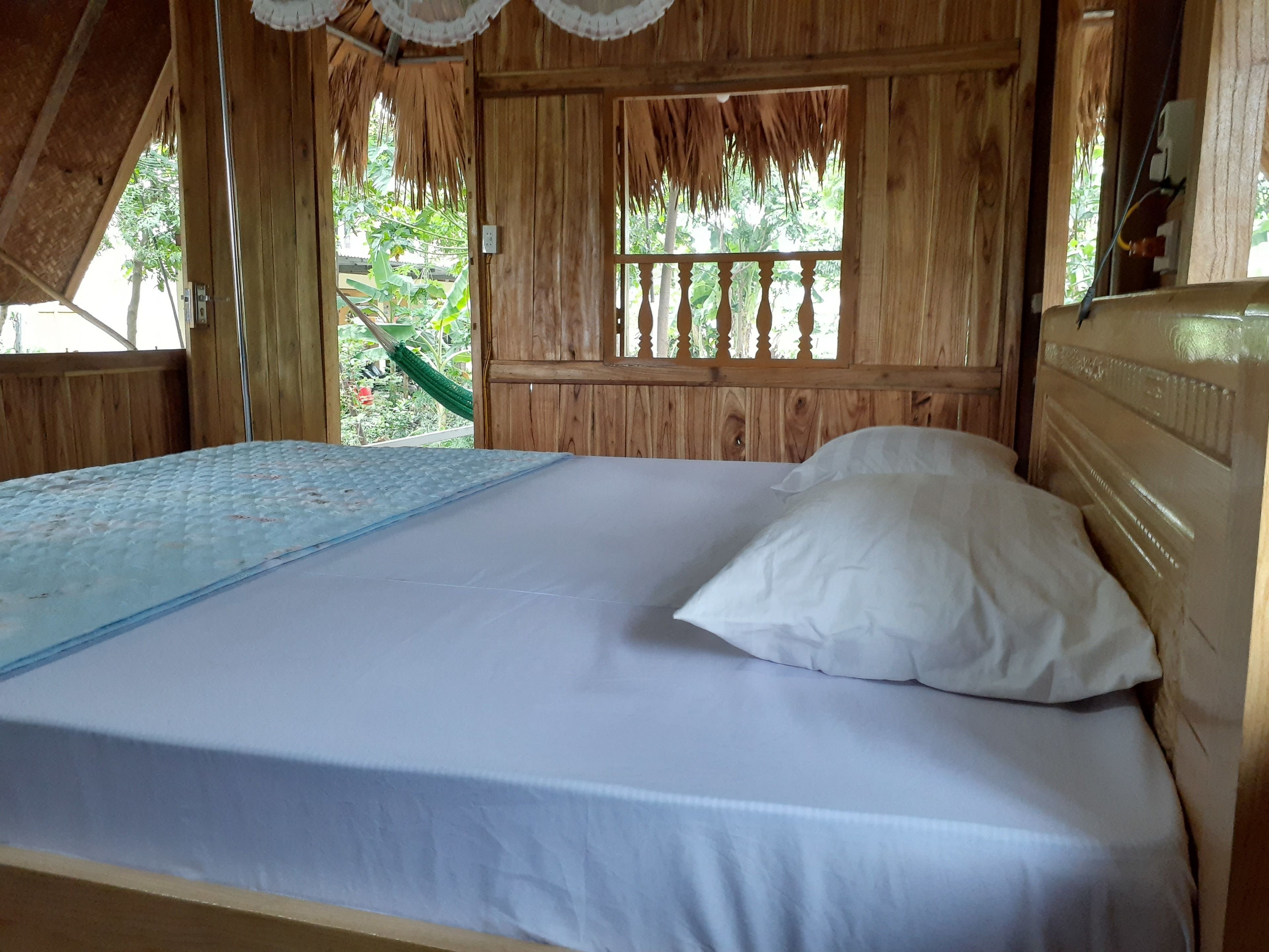 標準洋房, 1 張特大雙人床 | 免費無線上網、床單