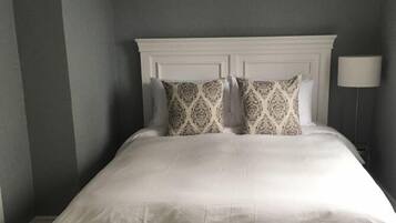 Apartemen Keluarga | Didekorasi berbeda-beda dan dilengkapi dengan perabotan berbeda-beda