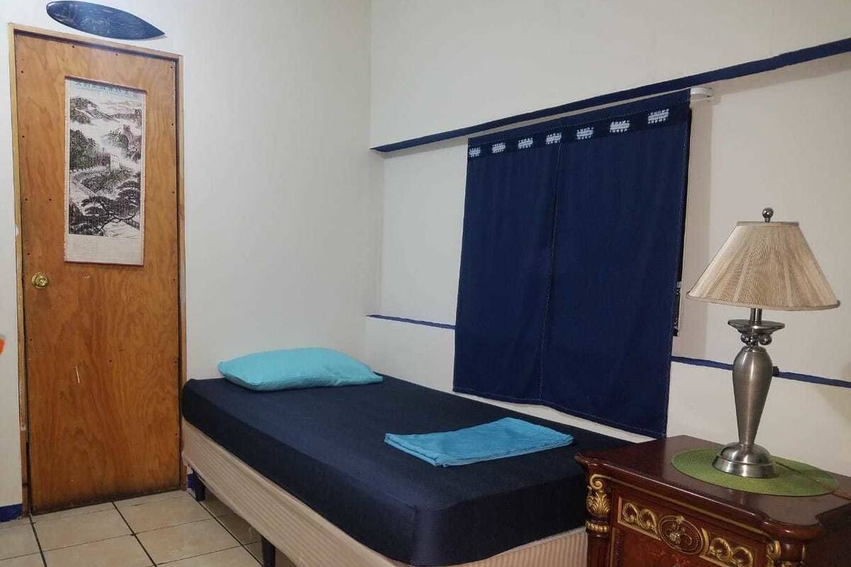 Standard szoba, több ágy, privát fürdőszoba