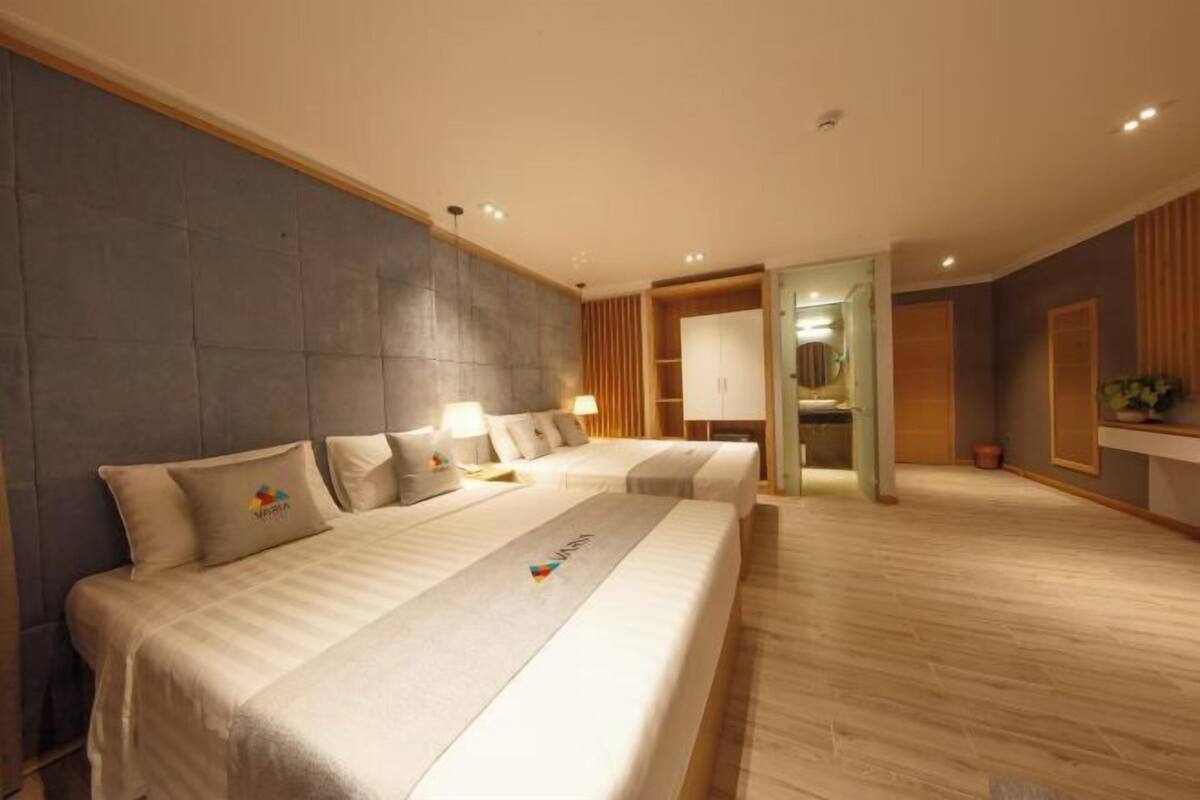 1 多间卧室、迷你吧、客房内保险箱、办公桌