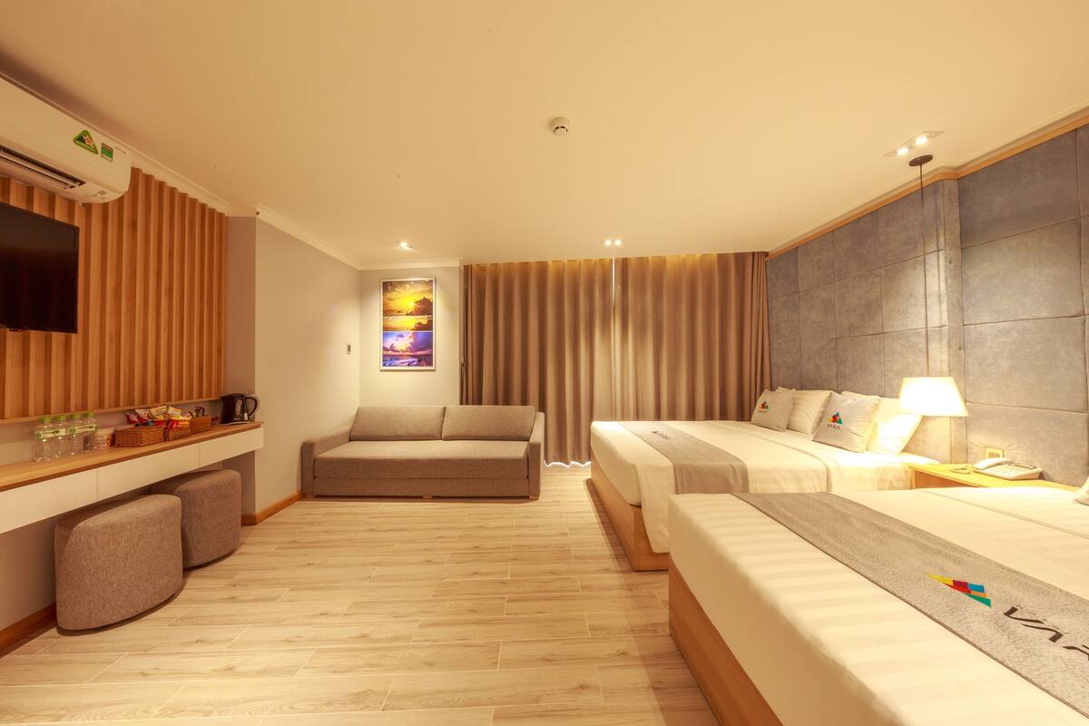 Superior Quadruple Room, 2 Queen Beds | Minibar, in-room safe, desk, blackout curtains