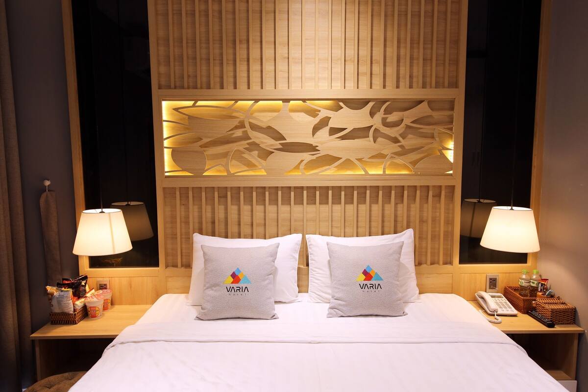 Superior Double Room, 1 King Bed | Minibar, in-room safe, desk, blackout curtains
