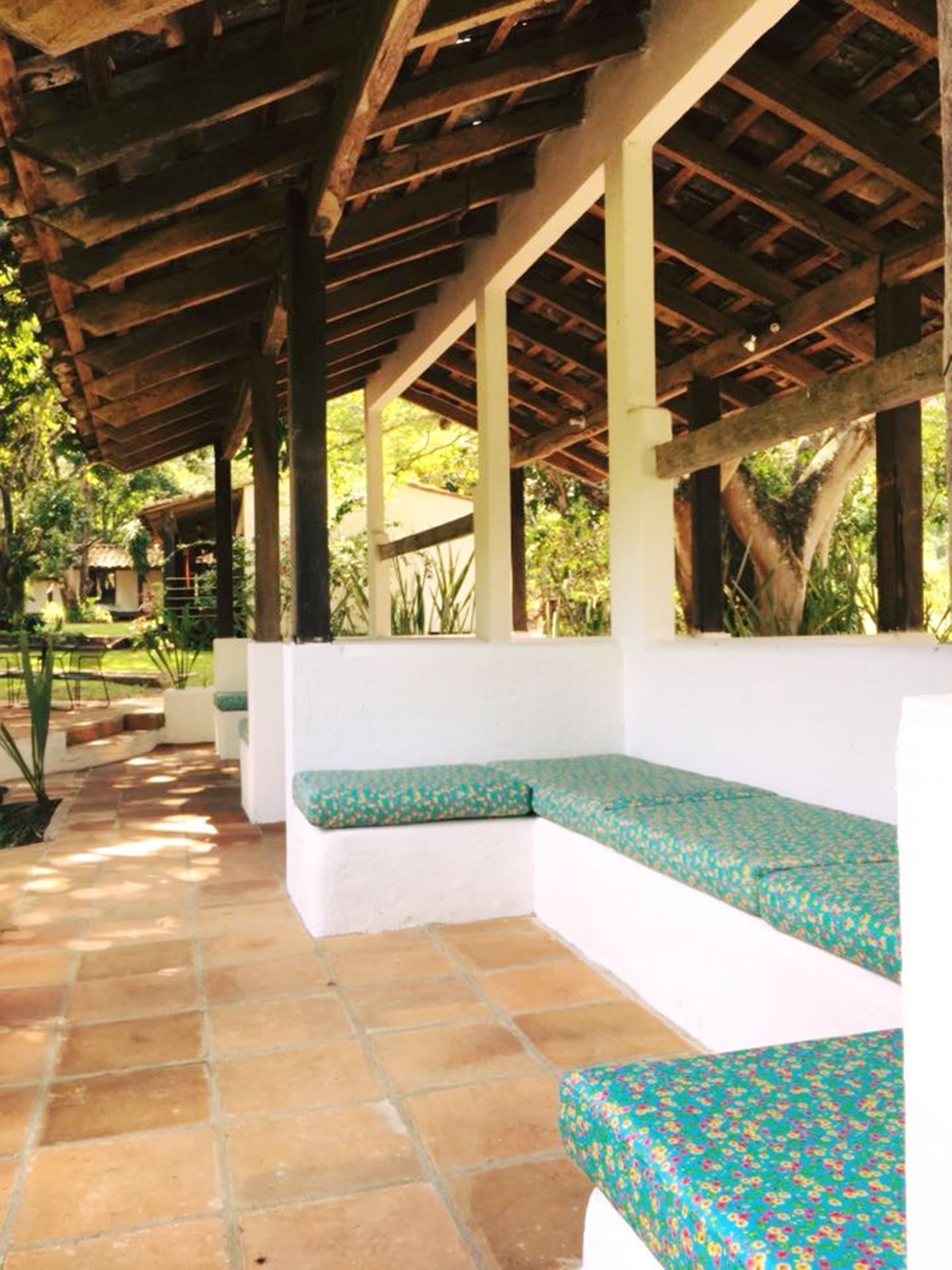 小型客房, 多张床, 泳池景观 | 客房景观