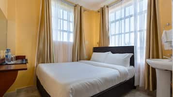 Superior Double or Twin Room | Premium bedding, memory foam beds, desk, laptop workspace