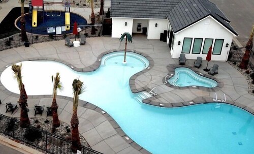 ✈️ Wanderlust  - POOL IS OPEN!!!