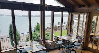 Ferry House Inn