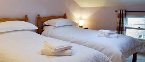 3 Schlafzimmer, kostenloses WLAN, Bettwäsche