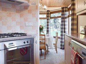 Dishwasher, freezer