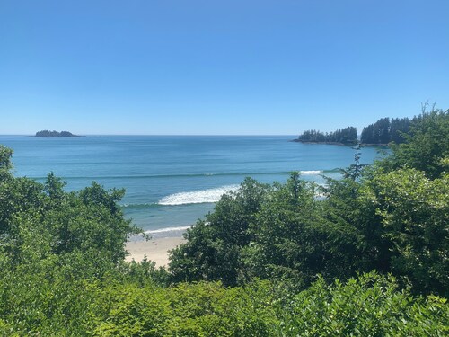 LE CHALET WATERFRONT RETREAT - Great view & location!