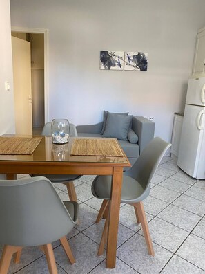 Basic Apartment, 1 Bedroom | In-room dining - Lefkada Blue (Lefkada)