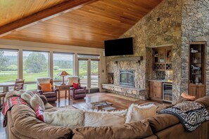 TV, fireplace, table football - Spacious Sunriver Home with Hot Tub, Patio & Foosball (Sunriver)