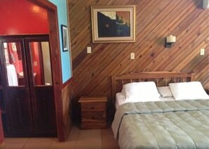 Basic-Zimmer, 2 Queen-Betten, Meerblick | Pillowtop-Betten, Bettwäsche