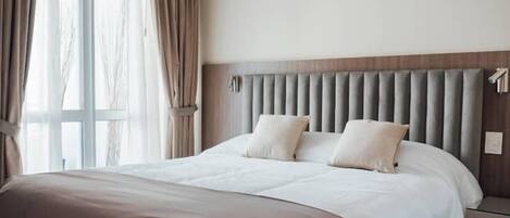 1 bedroom, in-room safe, free WiFi