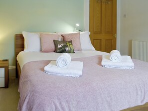 3 habitaciones, wifi gratis y ropa de cama 