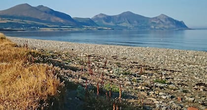 4 bedroom accommodation in Penygroes, near Caernarfon